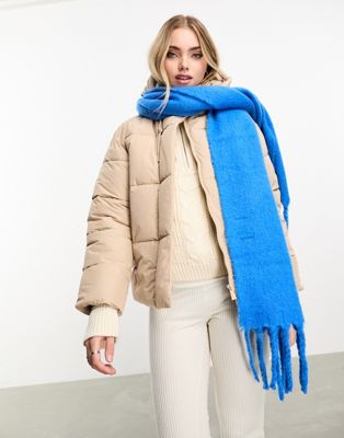 Pieces oversized tassel scarf in bright blue