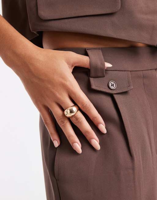 Pieces - Pantalon d'ensemble ajusté multi-positions avec boutons - Marron chocolat, 3 de 5