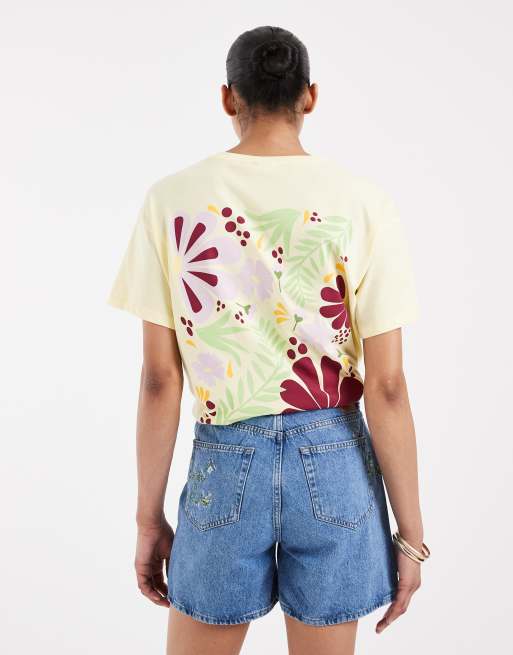 Pieces - Pantaloncini di jeans blu medio con ricami floreali, 4 di 5