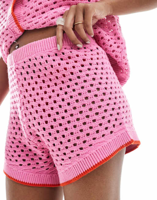 Pieces - Pantaloncini in maglia traforata rosa e rossi in coordinato, 4 di 5