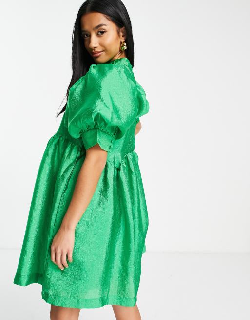 Pieces Petite - Vestito corto verde acceso in taffetà con maniche voluminose, 2 di 4