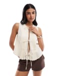 [Pieces] PIECES pleat detail tie front singlet in cream-White S Birch