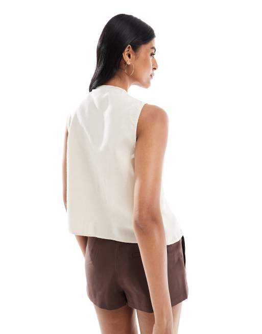 Pieces pleat detail tie front vest in cream, 4 of 4
