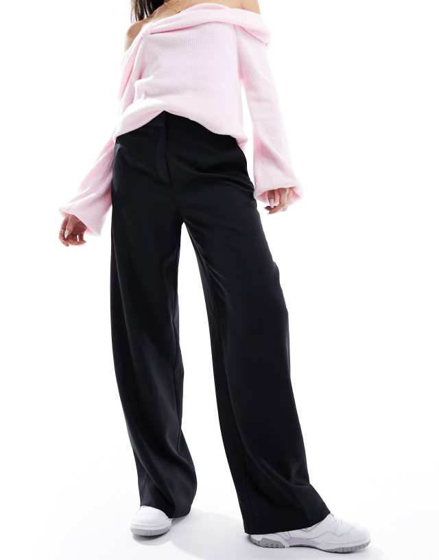 Pieces - pleat front tailored trousers in black