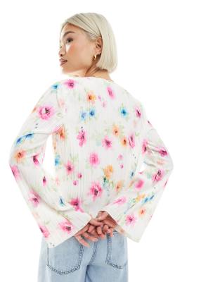 PIECES PLISSE LONG SLEEVE TIE FRONT TOP 