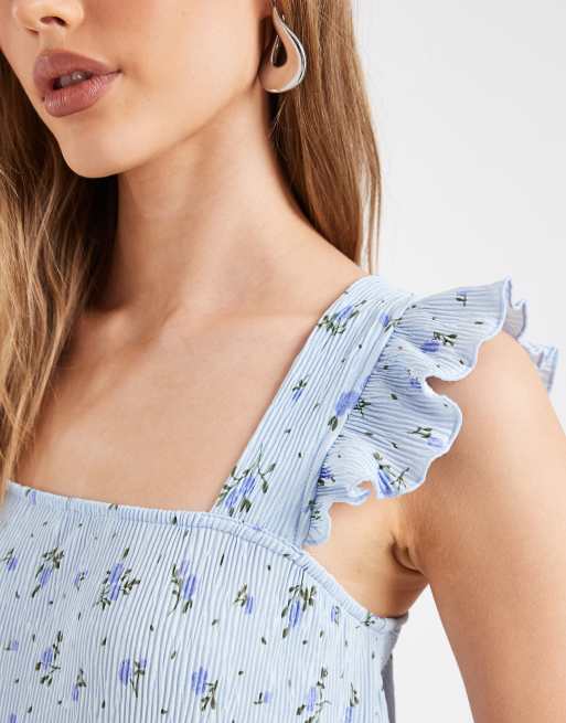 PIECES plissé maxi dress with frill sleeves in blue floral, 3 of 4