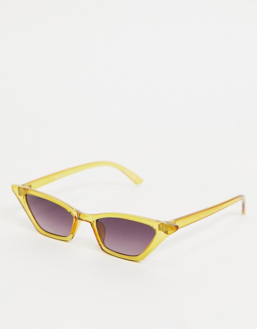 Pieces pointed cat eye sunglasses in yellow