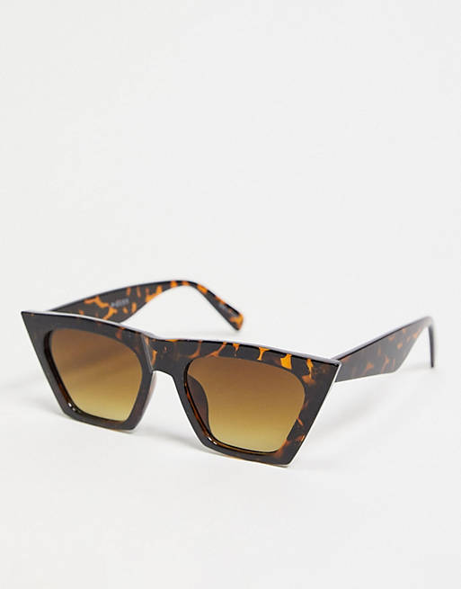 Pieces pointy cat eye sunglasses in tortoiseshell
