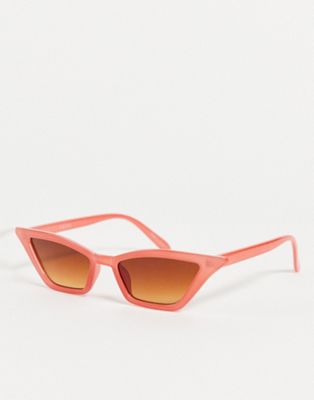 Pieces pointy slim sunglasses in pink