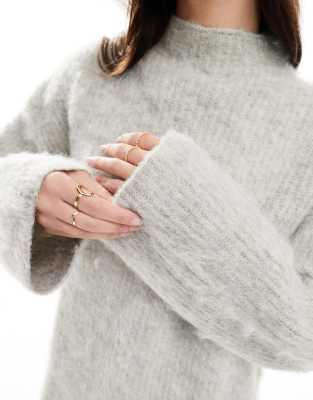 PIECES PREMIUM LONGLINE FLUFFY KNIT SWEATER WITH WIDE CUFFS 