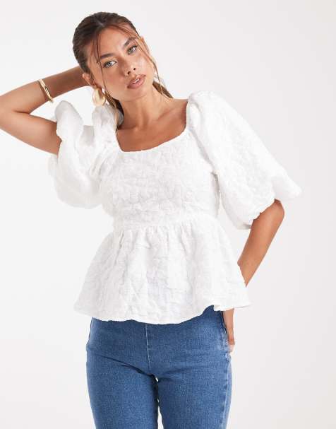 Pieces – Premium – Vit, texturerad topp med puffärmar och rosett baktill - view 1