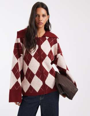 Pieces Premium Zip Front Fluffy Knitted Sweater With Collar In Red