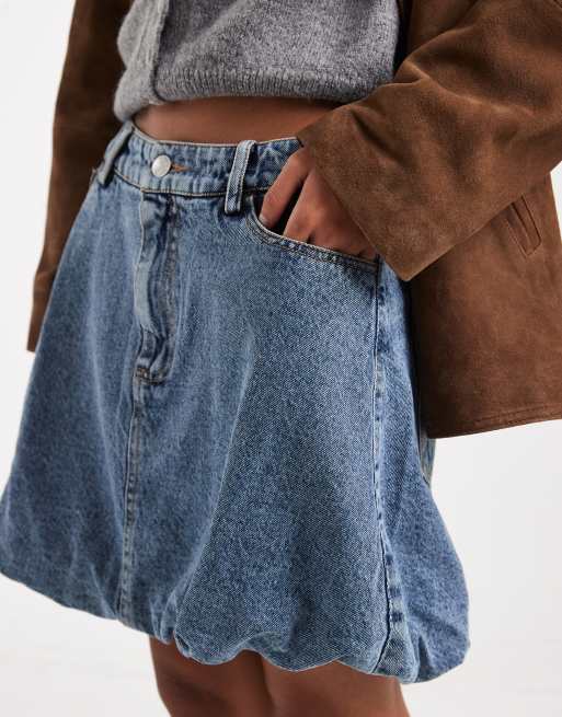 Pieces puffball hem denim mini skirt in light blue, 3 of 5