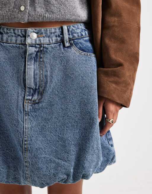 Pieces puffball hem denim mini skirt in light blue, 5 of 5