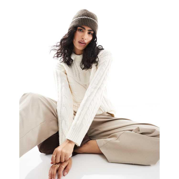 Pieces – Pullover in Creme mit gespleißtem Design, Zopfmuster und - Main Image