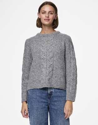 Pieces - Pullover in meliertem Mittelgrau