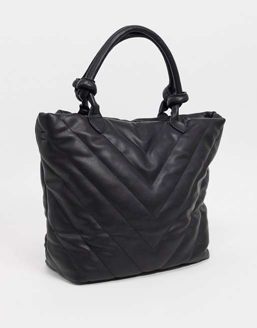 Pieces quilted tote bag in black