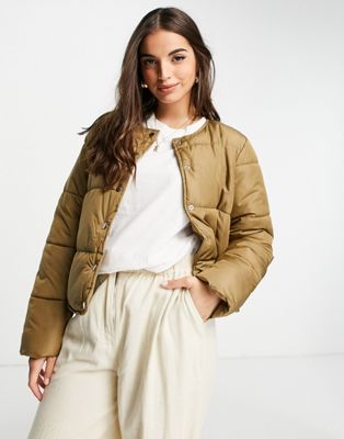 Pieces cropped padded jacket in camel - BEIGE