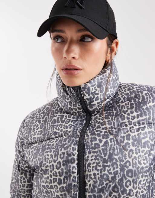 Pieces reversible padded jacket in tonal leopard print, 3 of 4