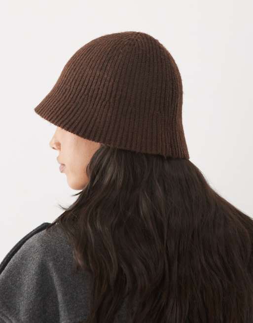 Pieces rib knitted bucket hat in chocolate brown, 2 of 3