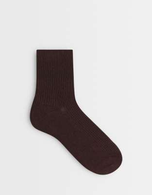 Pieces Ribbed Ankle Socks In Brown