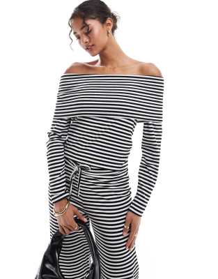 Pieces ribbed jersey bandeau top co-ord in mono stripe-Black