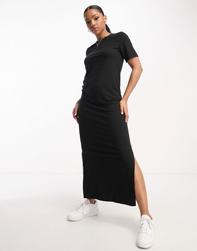 Pieces ribbed maxi T-shirt dress in black
