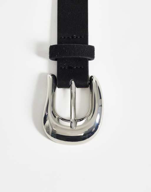 Pieces - Riem met leerlook en zilverkleurige studs in zwart, 2 van 3
