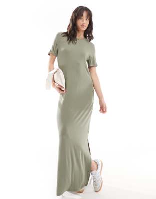 Pieces - Robe t-shirt longue - Kaki-Vert
