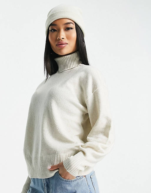 Jumpers & Cardigans Pieces roll neck jumper in cream 