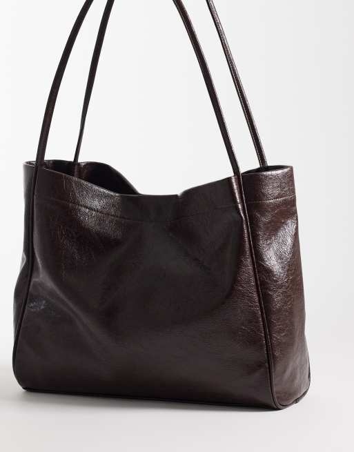 Pieces - Sac en similicuir verni effet froissé - Marron chocolat, 4 de 4