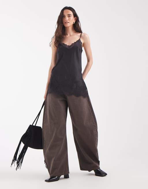 Pieces Satin-Cami mit Spitzenbesatz in Schwarz, 2 von 4
