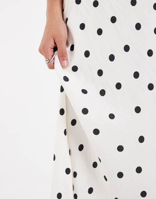 Pieces satin maxi skirt in white polka dot print, 4 of 5