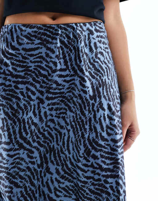 Blue leopard print top midi skirt