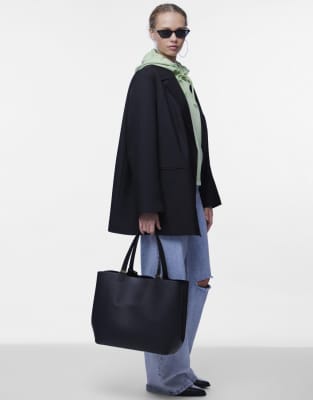 Pieces - Schultertasche in Schwarz