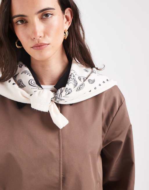 Pieces sciarpa crema con stampa paisley nera, 3 di 3
