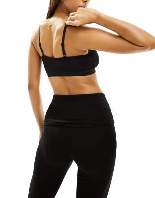 Pieces Seamless Bralet In Black