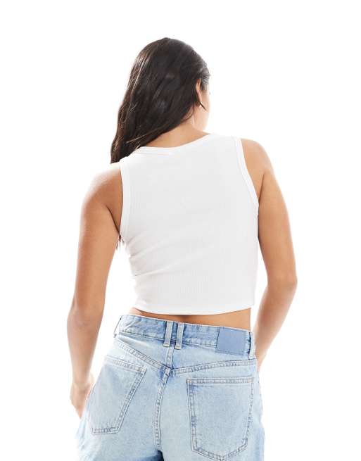 Pieces shell embroidered cropped vest top in white, 2 of 4