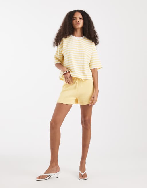 Pieces short sleeve heavyweight t-shirt in yellow and white stripe, 3 of 4