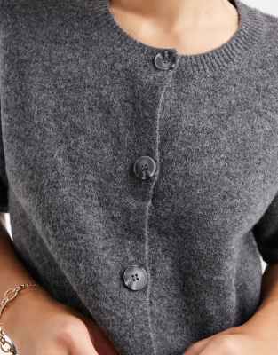 Pieces Short Sleeve Knit Cardigan In Gray