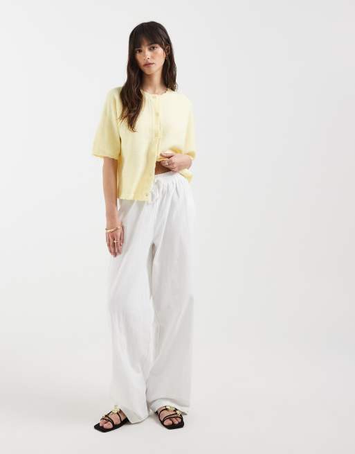 Pieces short sleeve scallop trim knitted cardigan in butter yellow , 2 of 4