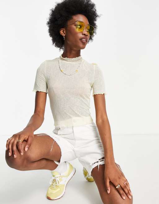 Pieces short sleeve turtleneck crop t shirt in almond