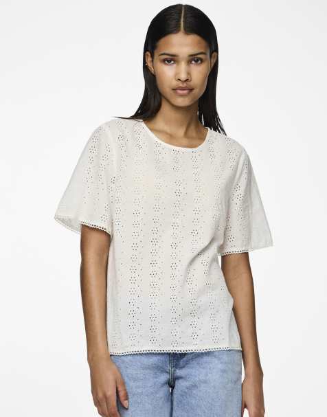 Pieces Short sleeved top in white - view 1