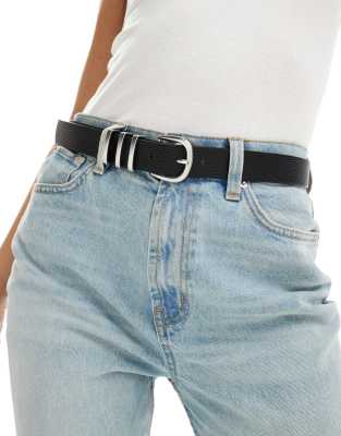 Pieces silver buckle belt in black