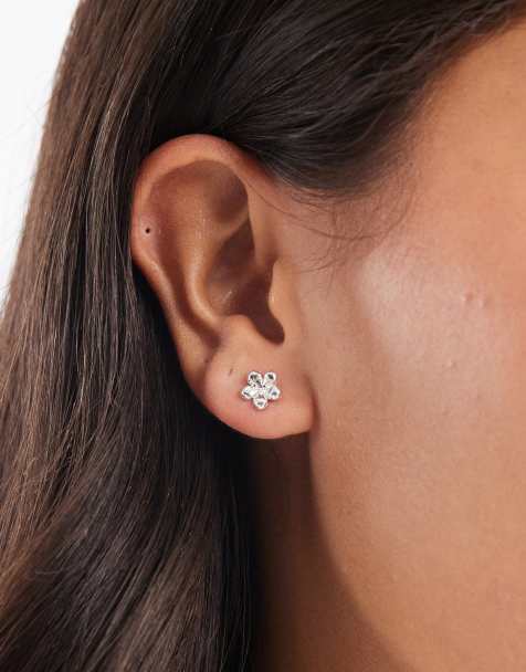 Pieces – Silverfärgad, 18k pläterade stiftörhängen med blommor - view 1