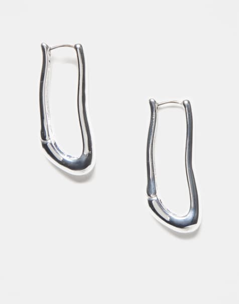 Pieces – Silverfärgade, hamrade, rektangulära creoler - view 1