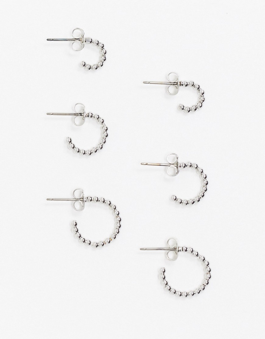 Pieces - Silverfärgade örhängen i omslutande modell i flerpack