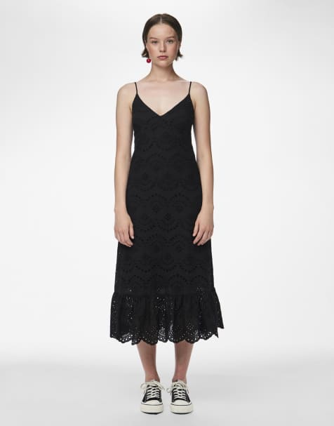 Pieces Sleeveless dress in black - view 1