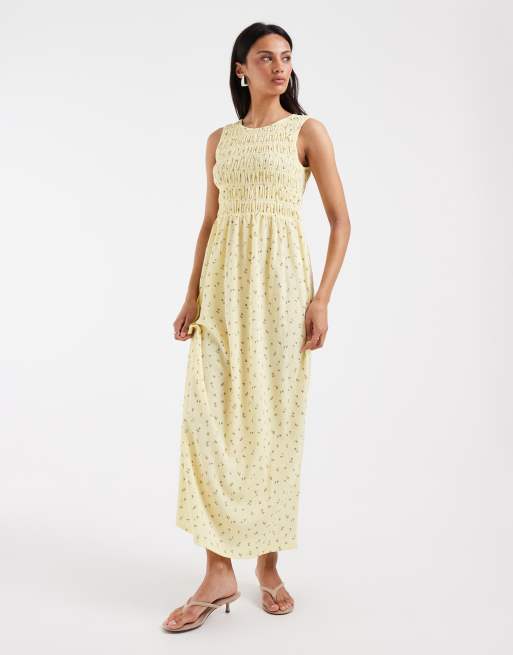 PIECES sleeveless smocking ditsy floral maxi dress in pastel yellow , 2 of 4