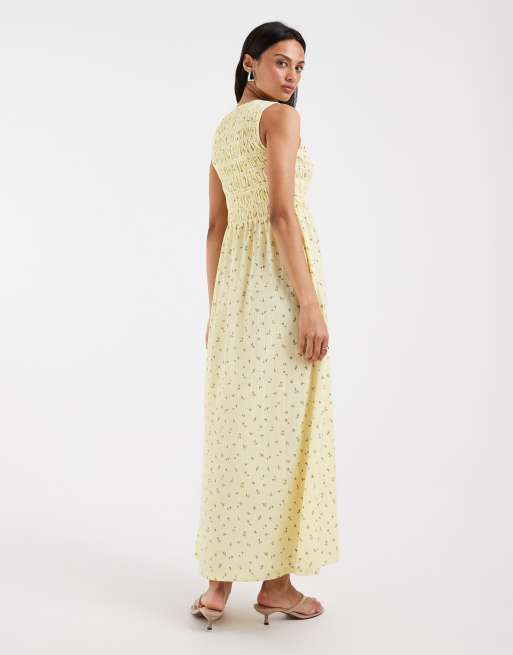 PIECES sleeveless smocking ditsy floral maxi dress in pastel yellow , 4 of 4